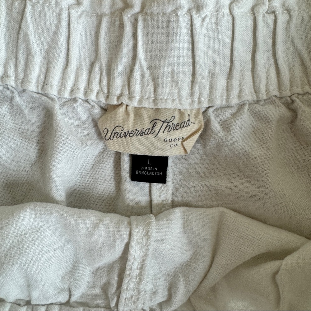 Universal Thread White Linen Pull On Elastic Waist Womens Size L 2 Inch Inseam - Picture 8 of 8